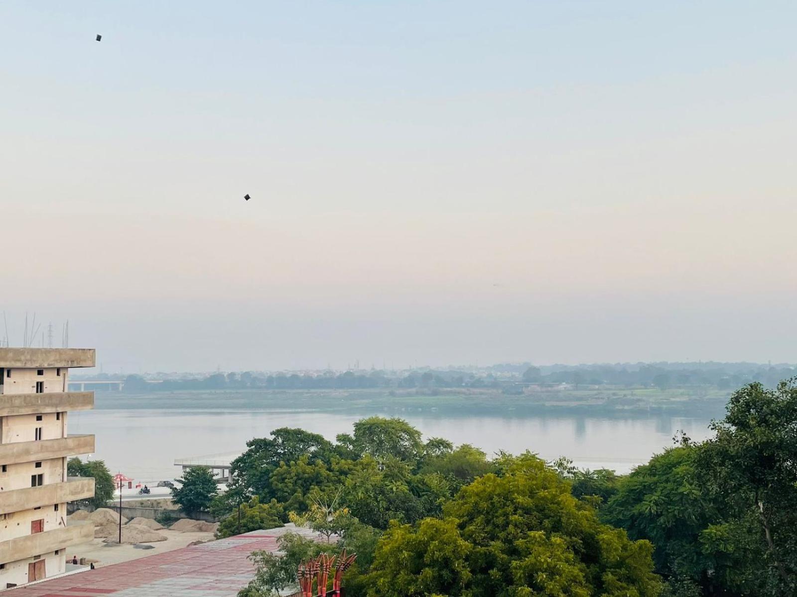 Holidayy Inn Prayagraj Extérieur photo