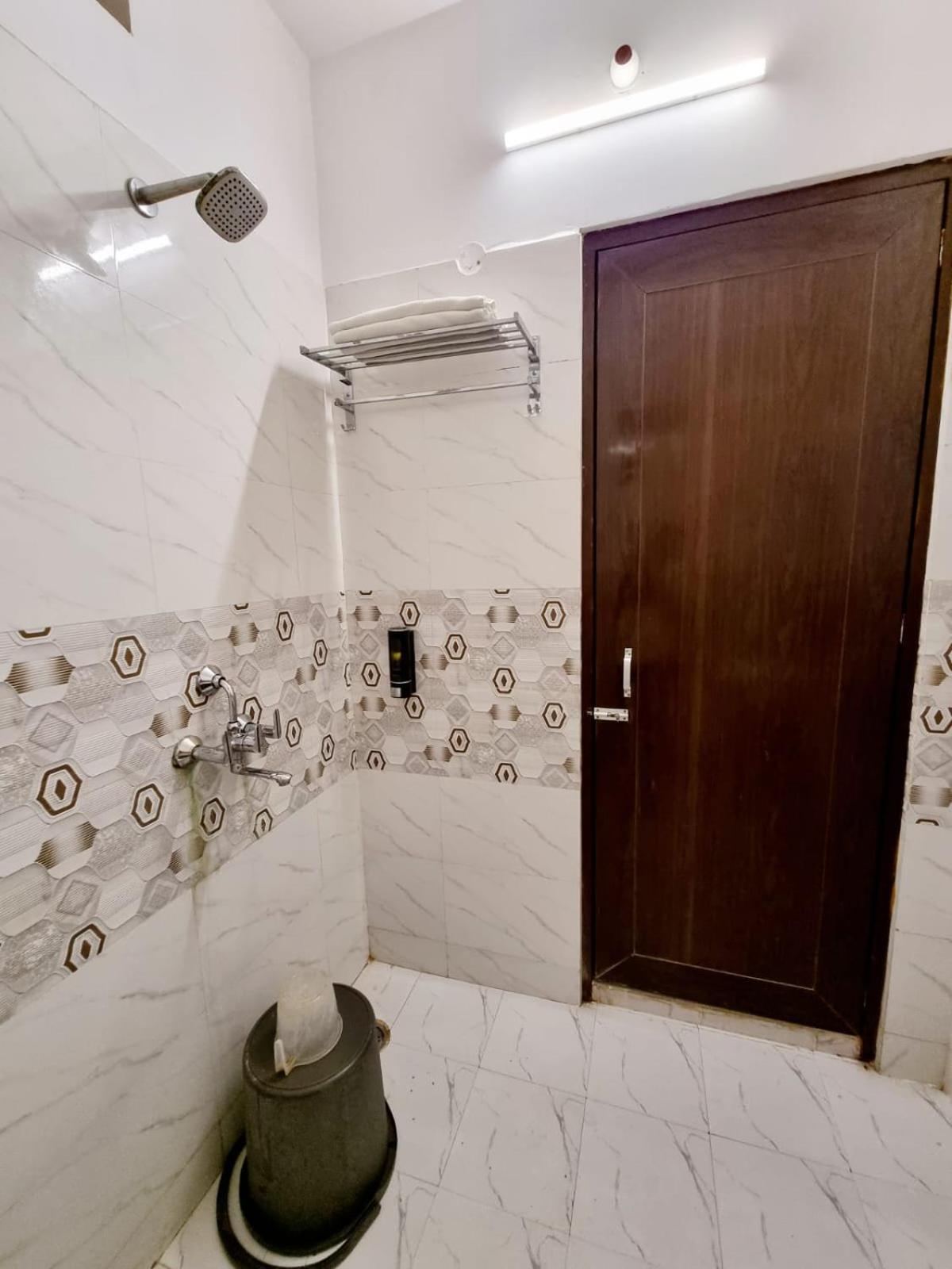 Holidayy Inn Prayagraj Extérieur photo